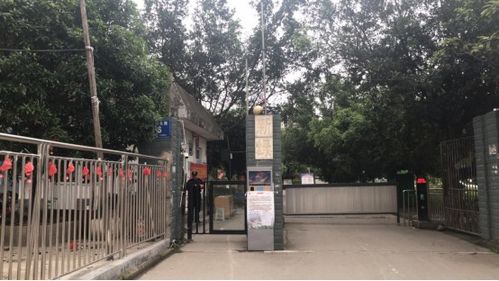 湖南工廠保潔服務(wù)公司 專業(yè)保潔服務(wù)助力工業(yè)環(huán)境升級(jí)